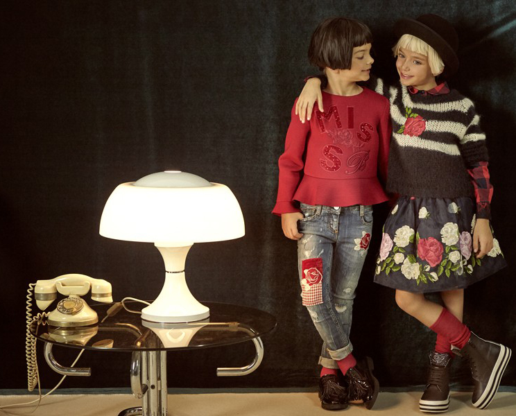 Abbigliamento bimba online 2025
